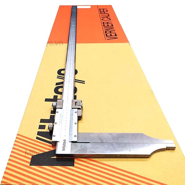 Thước cặp cơ khí Mitutoyo 534-116 (0-1000mm)